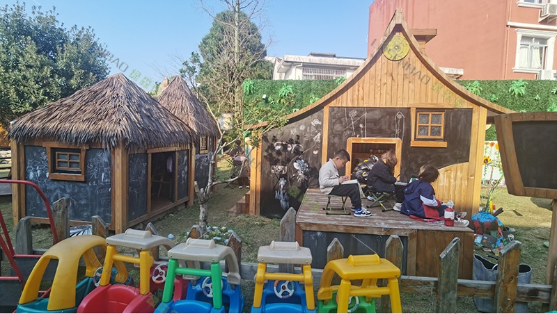 幼兒園基本游戲活動(dòng)戶外場景 2.jpg